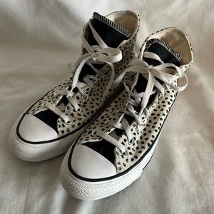 Women’s CONVERSE Chuck Taylor AllStar Highs White w/ Black Leopard Spots Size 8